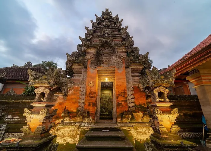 ゲストハウス Saren Kauh Palaceॐ ウブド