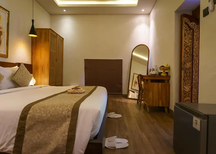 Saren Kauh Palaceॐ ゲストハウス 4*